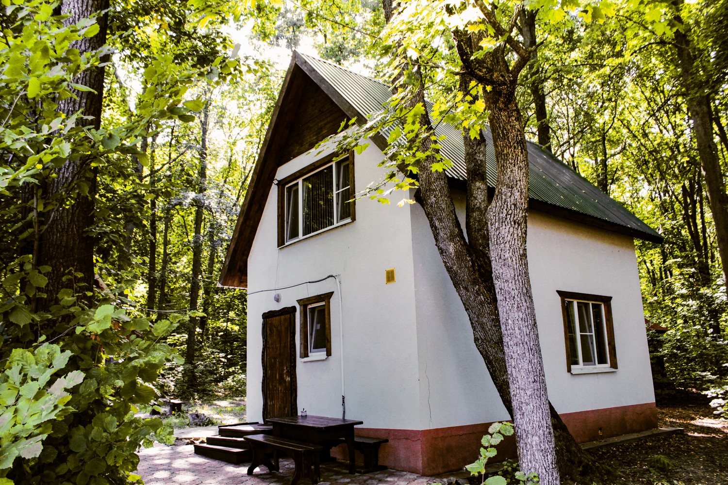 Территория у дома №7