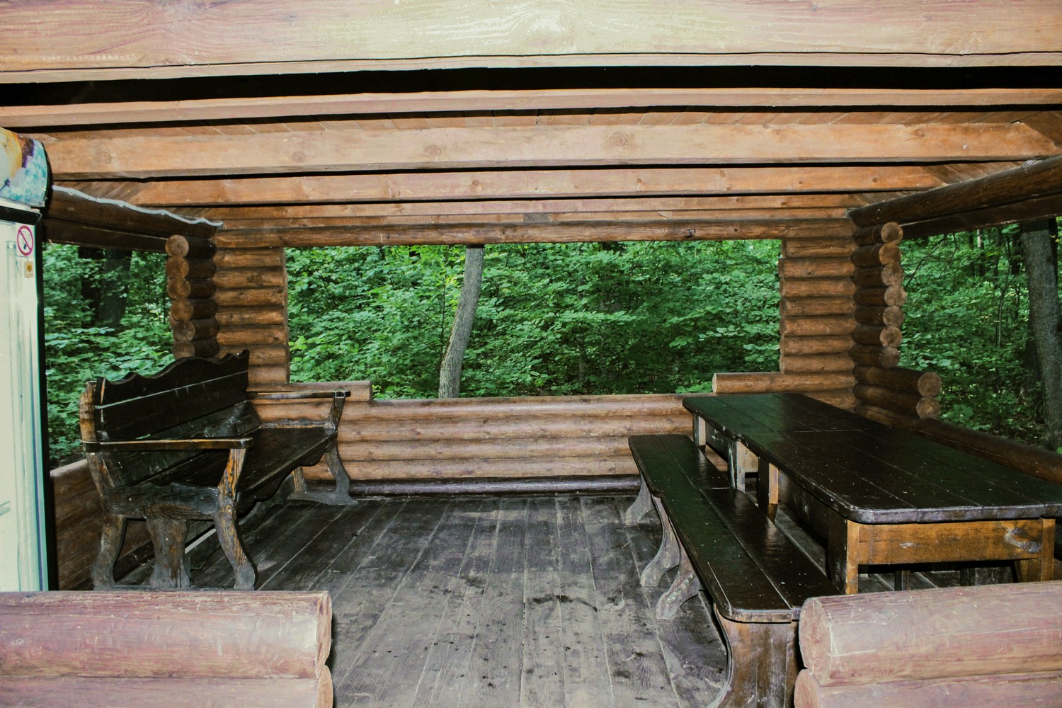 Терраса средней беседки